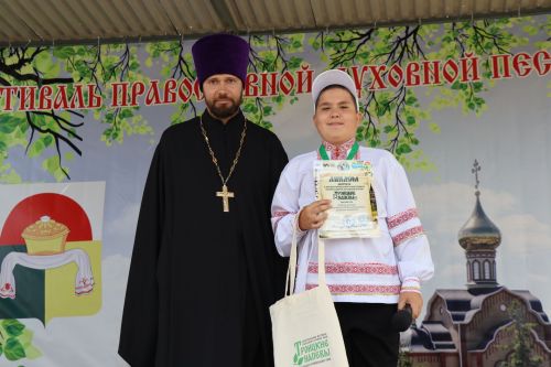 X фестиваль «Троицкие напевы» собрал гостей со всей России в Дрожжановском районе