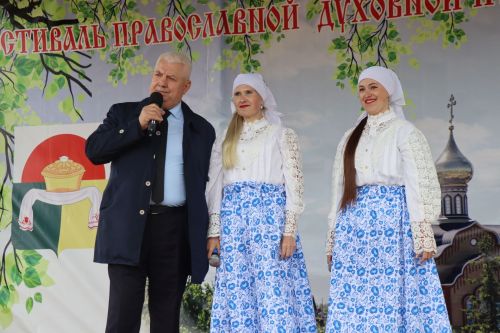 X фестиваль «Троицкие напевы» собрал гостей со всей России в Дрожжановском районе