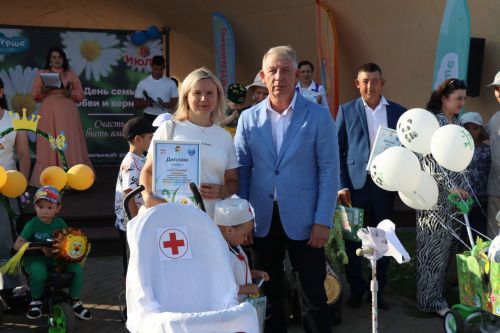 День семьи, любви и верности отметили в  Дрожжановском районе