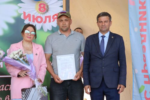 День семьи, любви и верности отметили в  Дрожжановском районе