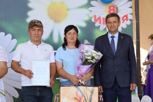 День семьи, любви и верности отметили в  Дрожжановском районе