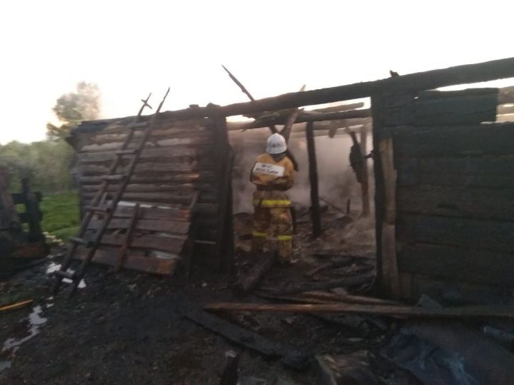 В Дрожжаном произошёл пожар