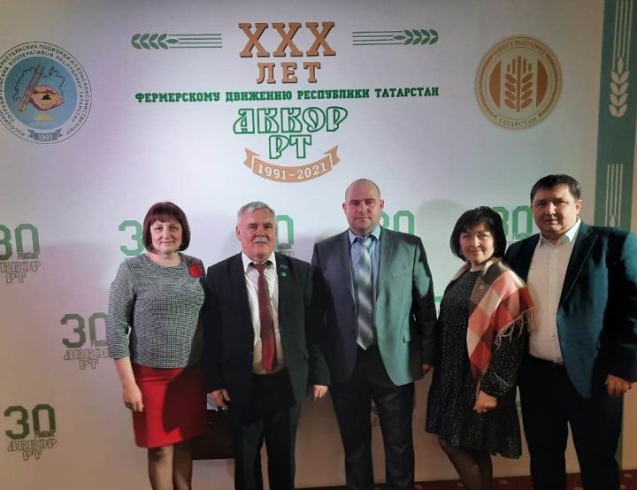 Дрожжановская делегация участвует на торжестве, посвящённом 30-летию фермерского движения в РТ