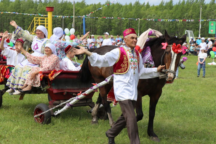 Çӗпрелӗнче кӗр кӗрлерӗ Сабантуй-Акатуй