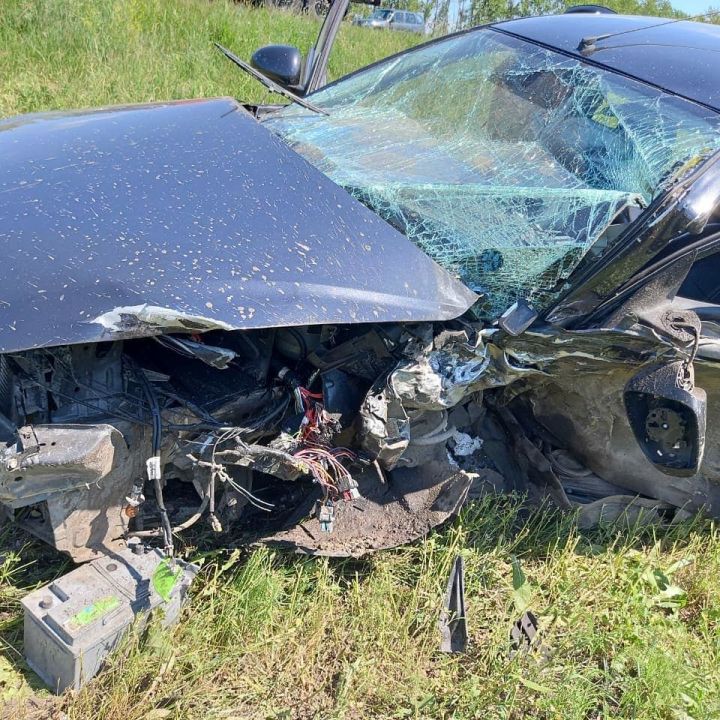 В результате ДТП  на автодороге Цивильск-Ульяновск пострадало 4 человека
