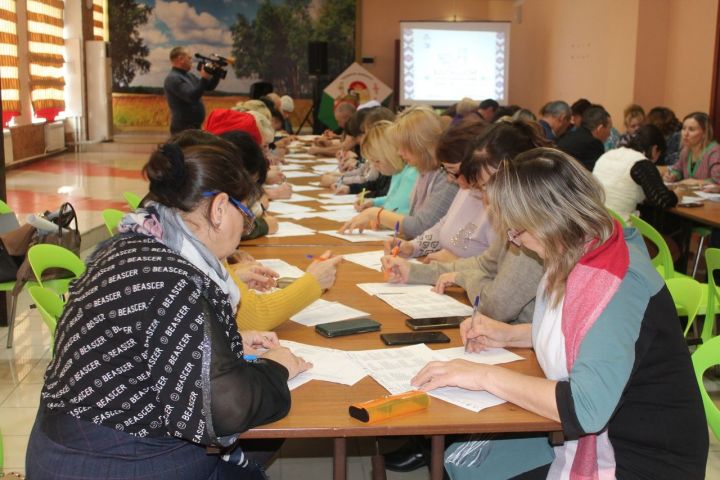 «Большой этнографический диктант» написали в Дрожжановском районе