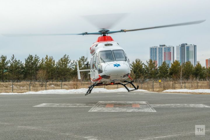 Три «Ансата» для национальной службы санавиации: казанский вертолетный завод выпустил и передал