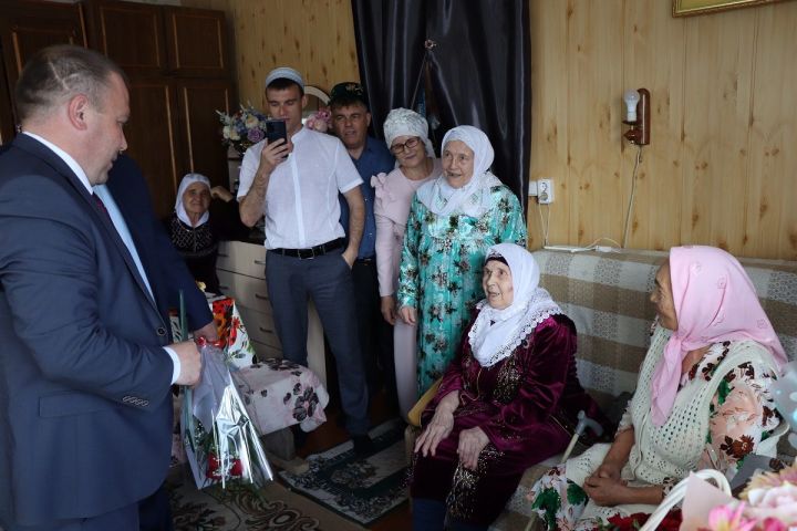 Мать-героиня из села Старые Ишли Дрожжановского района отметила свое 85-летие