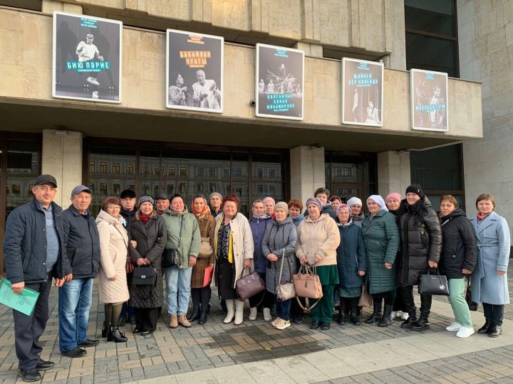 Для семей участников СВО из Дрожжановского района РТ провели благотворительную акцию «Едем в театр»