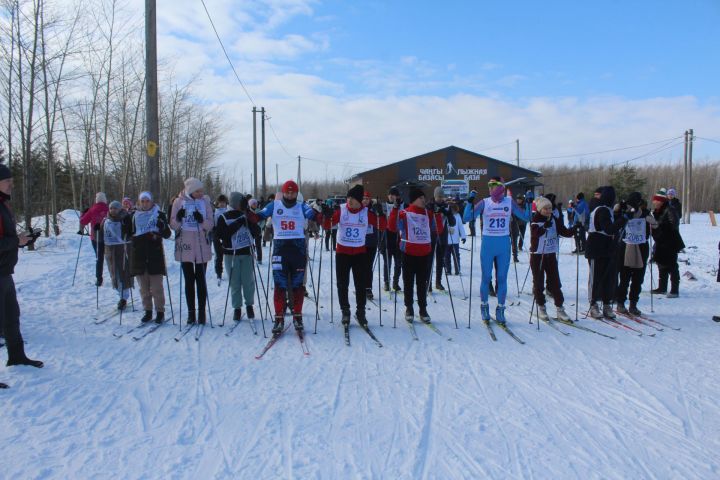 Дрожжановцы приняли участие в соревнованиях «Лыжня России-2023»
