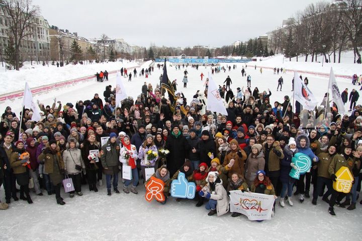 В парк «Черное озеро» на праздник съехались представители студотрядов из 14 районов республики