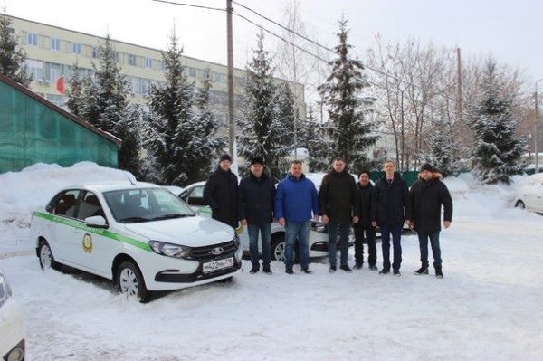 Дрожжановский отдел филиала «Россельхозцентра» по РТ получили новые автомобили