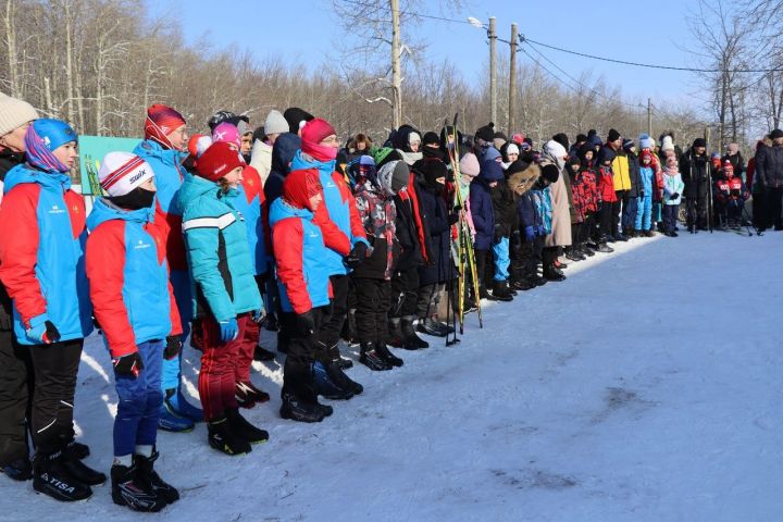 В Дрожжаном прошли лыжные гонки на Кубок В.Ф.Колпакова