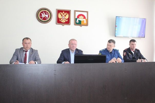 В Дрожжановском районе состоялось расширенное заседание районной комиссии по БДД