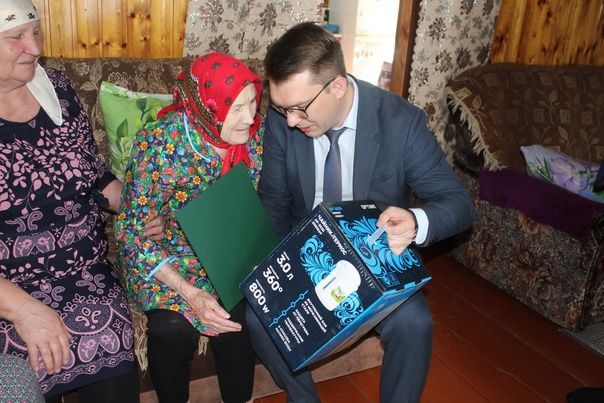 90-летний юбилей отметила жительница села Чувашская Бездна Дрожжановского района Вера Карабаева