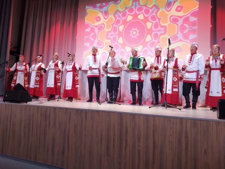 Фольклорный коллектив «Хелхем» Дрожжановского района стал лауреатом 1 степени фестиваля «Балкыш» («Сияние»)