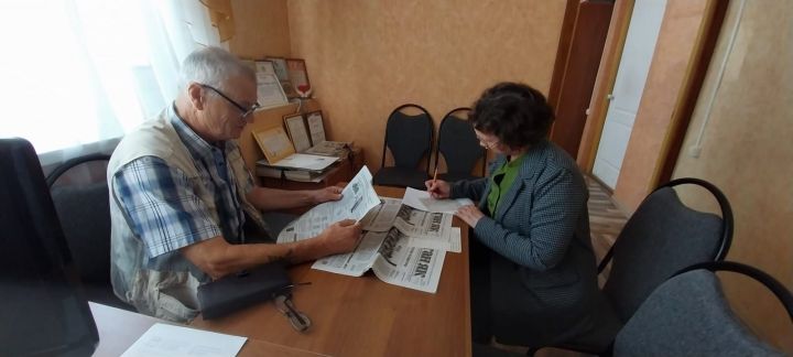 «Районка»–любимая газета: житель Ульяновска Рамис Сибгатуллин оформил подписку матери