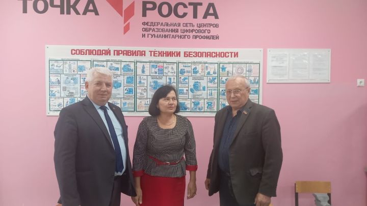 В Дрожжановском районе РТ побывал с рабочим визитом депутат Госсовета РТ Шакир Ягудин