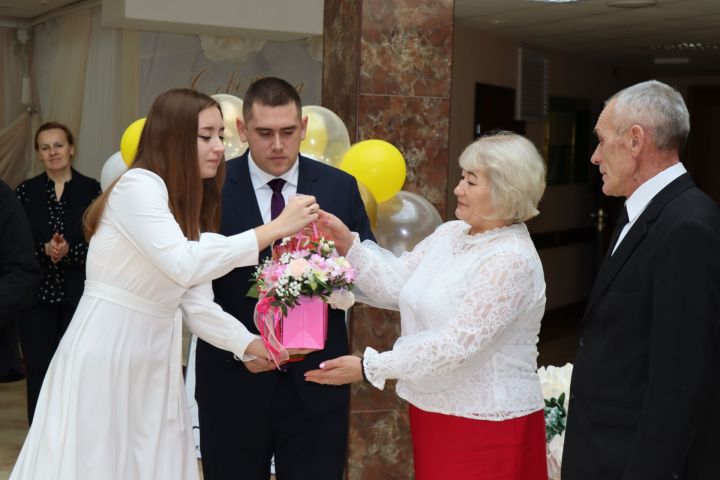 В Дрожжановский район РТ прибыл огонь семейного очага «Сердце России»