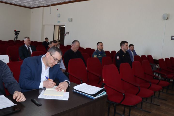 В Дрожжановском районе РТ состоялось заседание комиссии по БДД