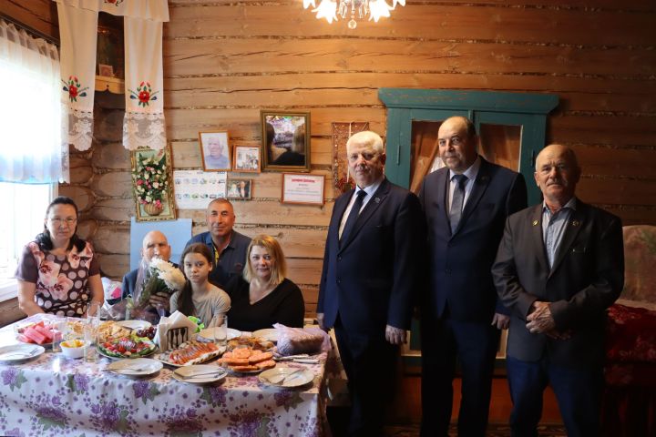 Григория Назарова из Дрожжановского района РТ поздравили с юбилеем