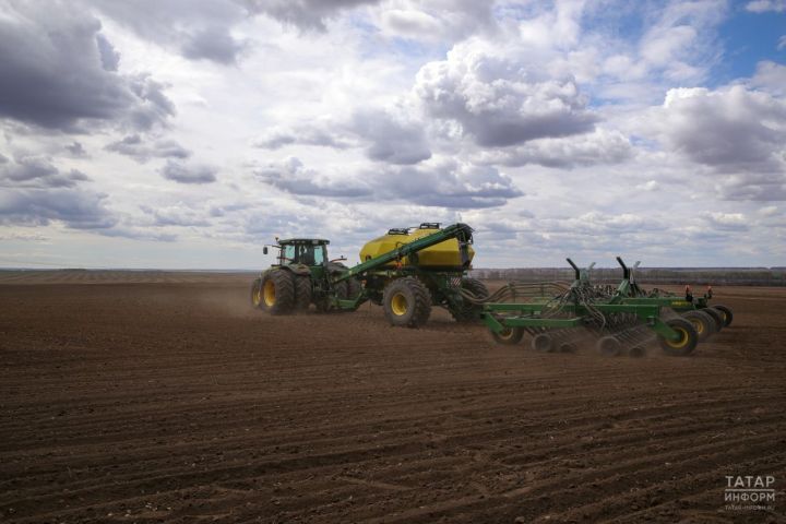 В Татарстане планируют потратить 38,8 млрд рублей на весенне-полевые работы