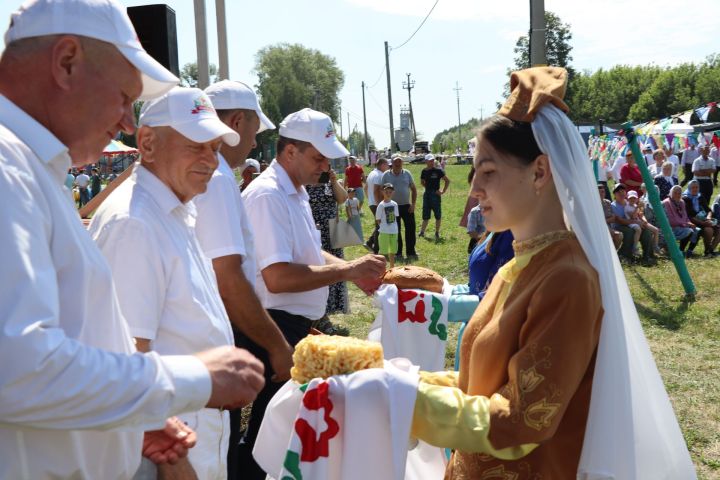 Жители села Нижние Каракитяны Дрожжановского района РТ с размахом отметили праздник