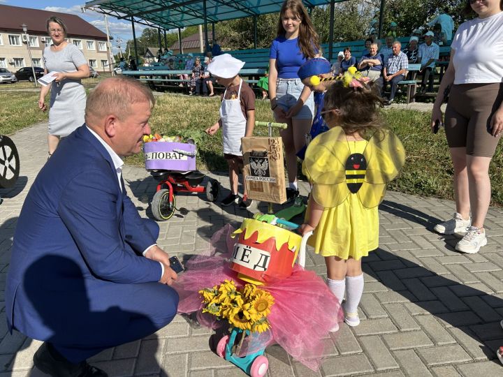 День семьи, любви и верности: дрожжановцы отметили праздник