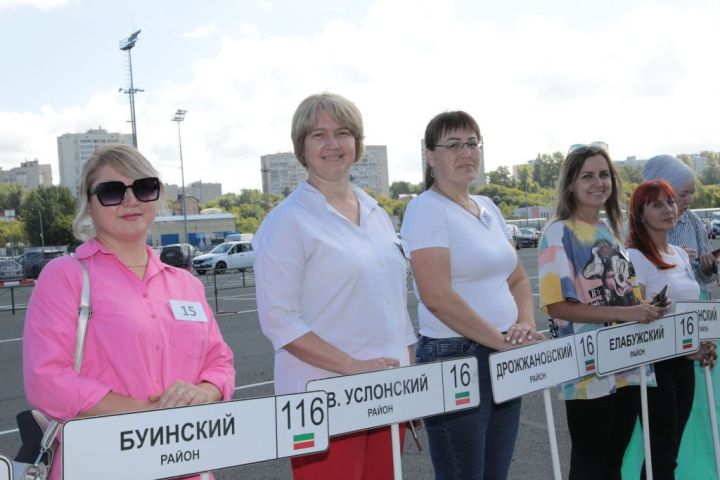 В Казани прошел финал 25-го республиканского конкурса водительского мастерства «Автоледи — 2024»