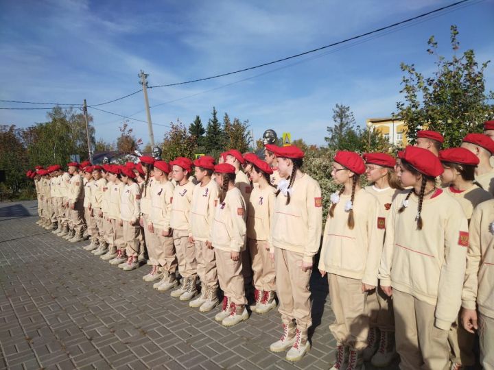 В День воссоединения новых регионов с Россией дрожжановские юнармейцы произнесли торжественную клятву