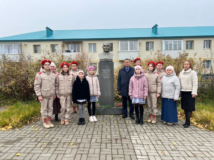 В Дрожжановском районе прошел митинг в честь А. С. Сабирзянова