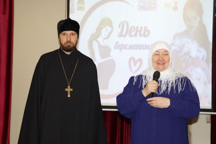 В Дрожжановском районе РТ провели праздник для будущих мам