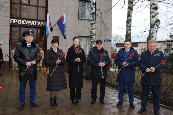 Служение закону: в Дрожжановском районе прошел день памяти Сайфихана Нафиева