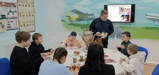 Чей ӗçесчӗ пылпала…