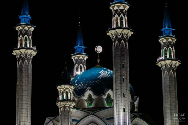 Минниханов утвердил даты проведения праздников Уразы и Курбан-байрама в 2025 году