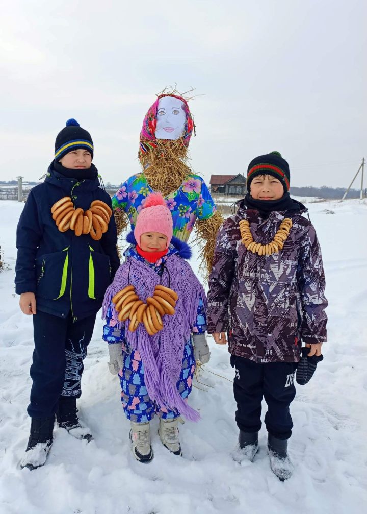 Хӗле ӑсатса, ҫуркунне кӗтсе илни