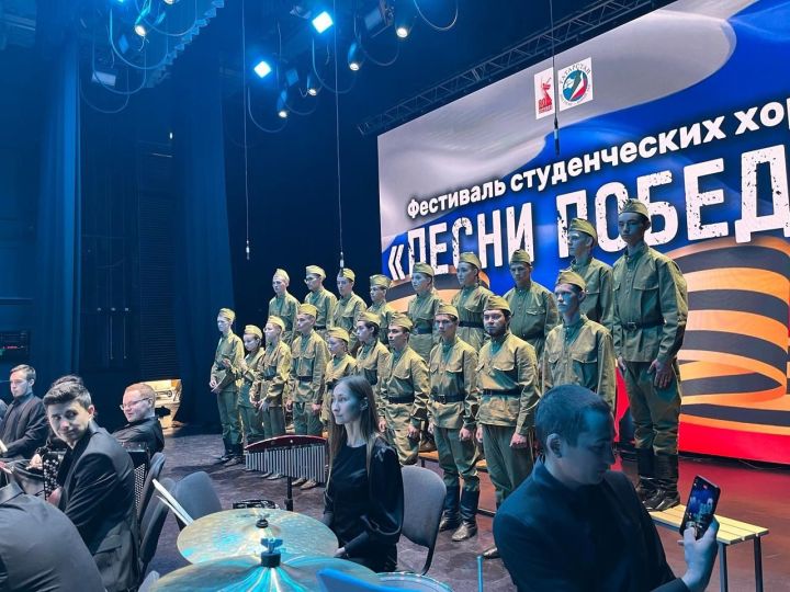 Творческий триумф: хор Дрожжановского техникума на пьедестале почёта!