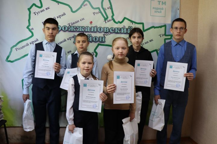 Герой тăванӗсем çинчен çырчӗç