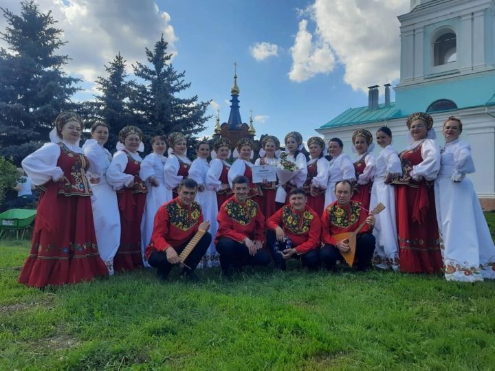 На фестивале «Каравон» ансамбль «Калинушка» Дрожжановского района РТ награждён Сертификатом