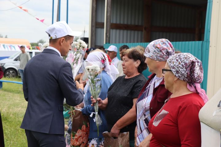 В Нижнем Чекурске Дрожжановского района РТ отметили День родного края