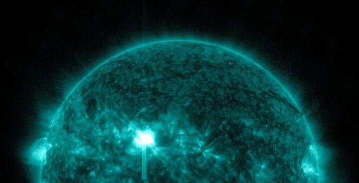 На Солнце зафиксировали мощнейшую вспышку июня 2025 года