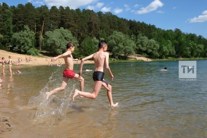Летний отдых у воды может обернуться трагедией: МЧС раскрывает главные правила безопасности