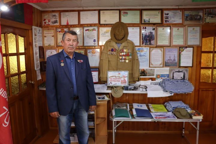 Виктор Петухов из Дрожжановского района создал в своем доме музей памяти