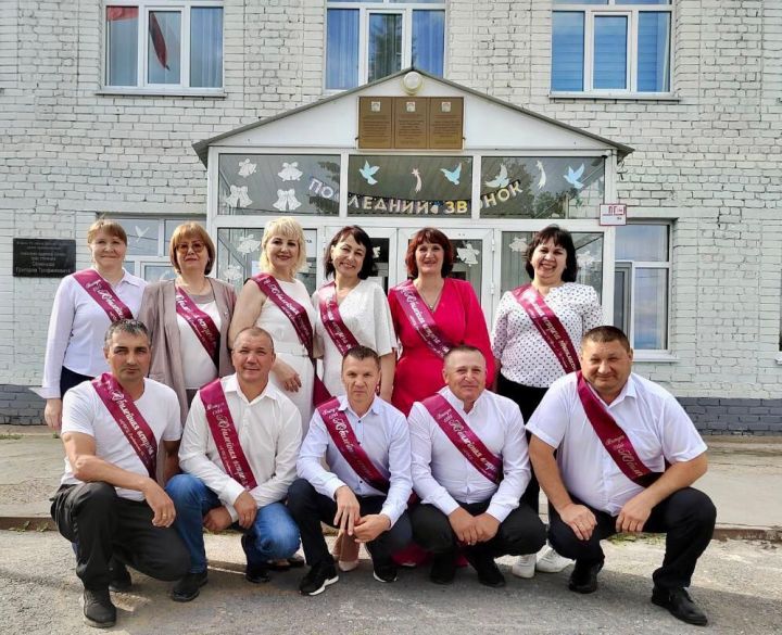 30 лет спустя: выпускники Городищенской школы Дрожжановского района РТ вновь собрались вместе