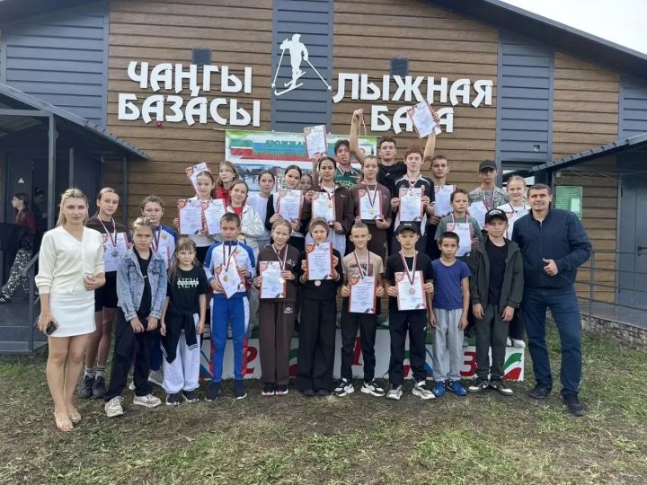 «Осенний кросс» собрал юных легкоатлетов Дрожжановского района