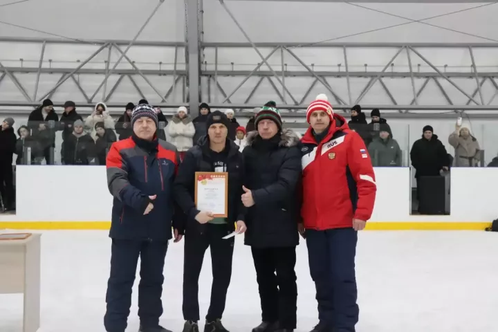 В Дрожжаном прошел турнир по хоккею на Кубок Фаниса Загреева «Мемориал Загреева»