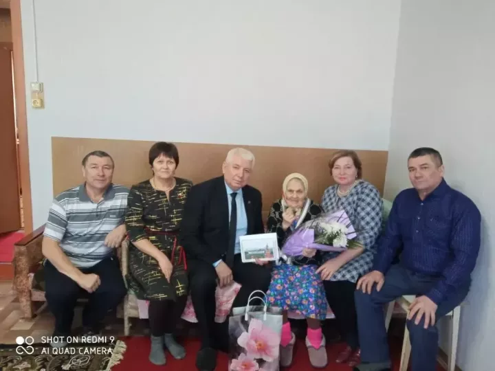 Секрет долголетия труженицы тыла из Дрожжановского района в движении и позитиве