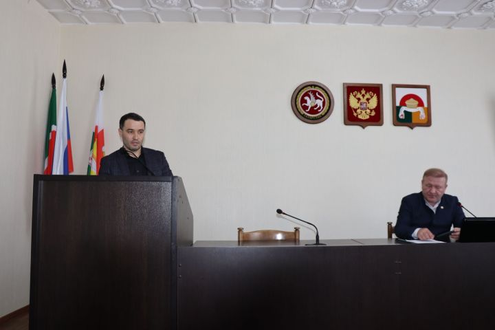 На заседании комиссии подвели итоги противодействия коррупции в Дрожжановском районе