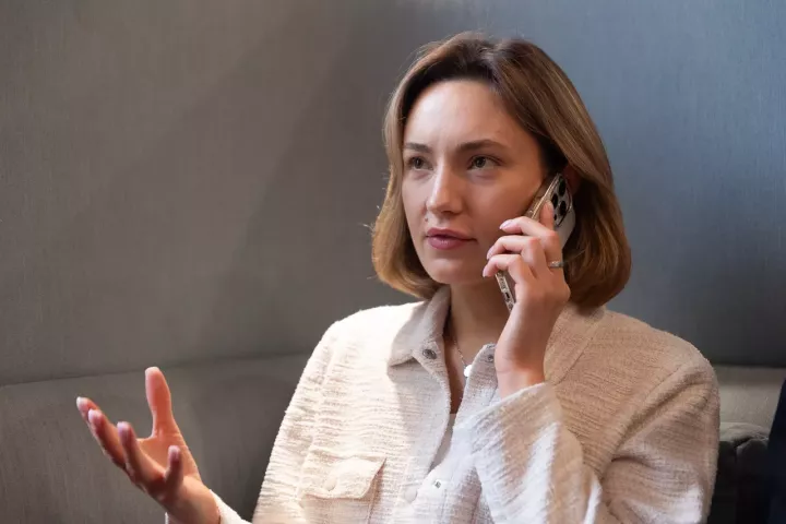 Ева от МегаФона научилась распознавать голоса роботов и дипфейки