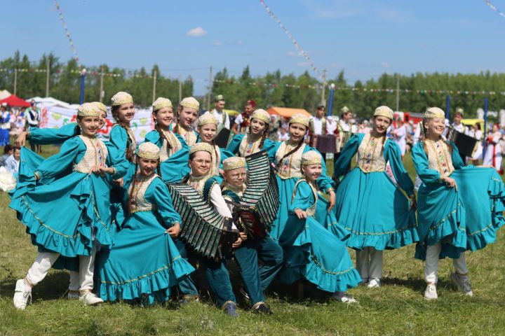 Сабантуй, Сабантуй... Уявсенчен чи хавасли,  чуна çывăххи – Сабантуй!
